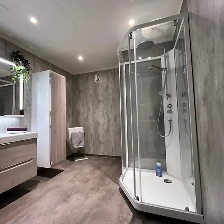 Apartment Sentrumsnaer Bolig *